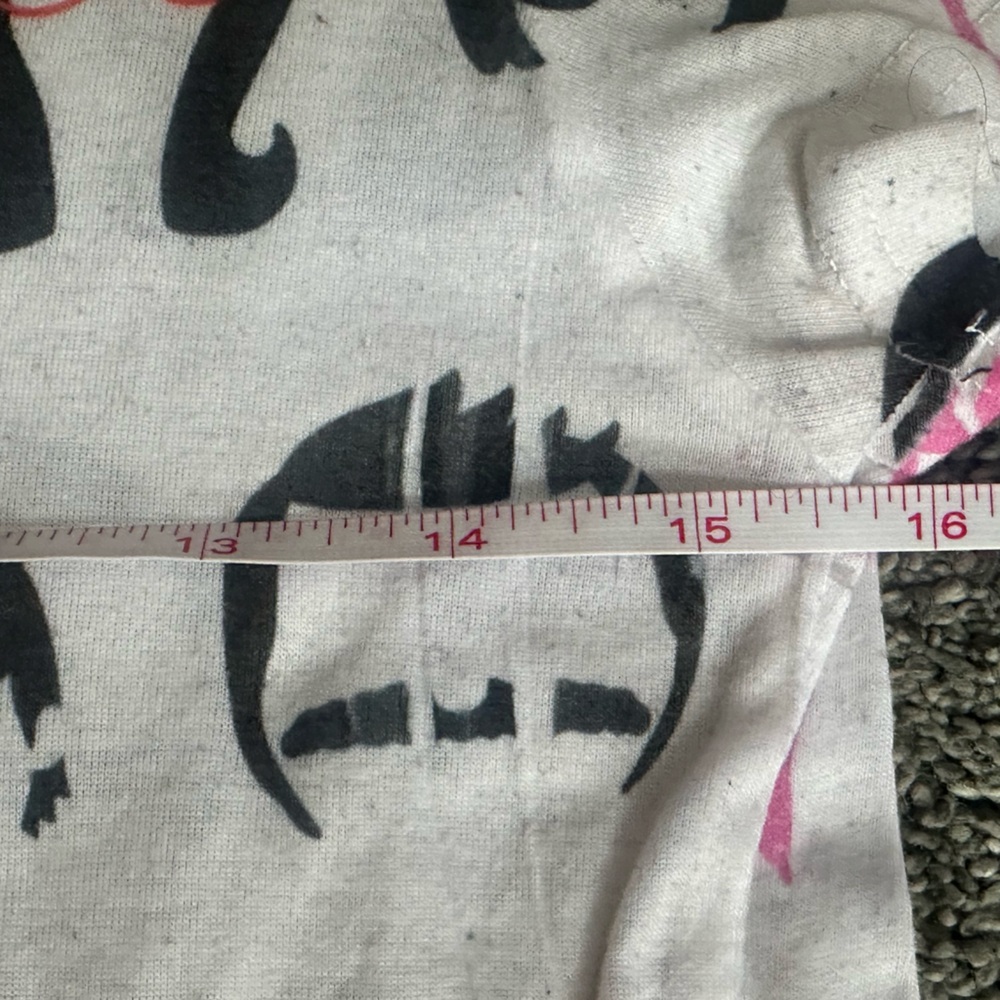 Bob's Burgers graphic t-shirt w Allover Character Print | S | shows some wear - Picture 5 of 16